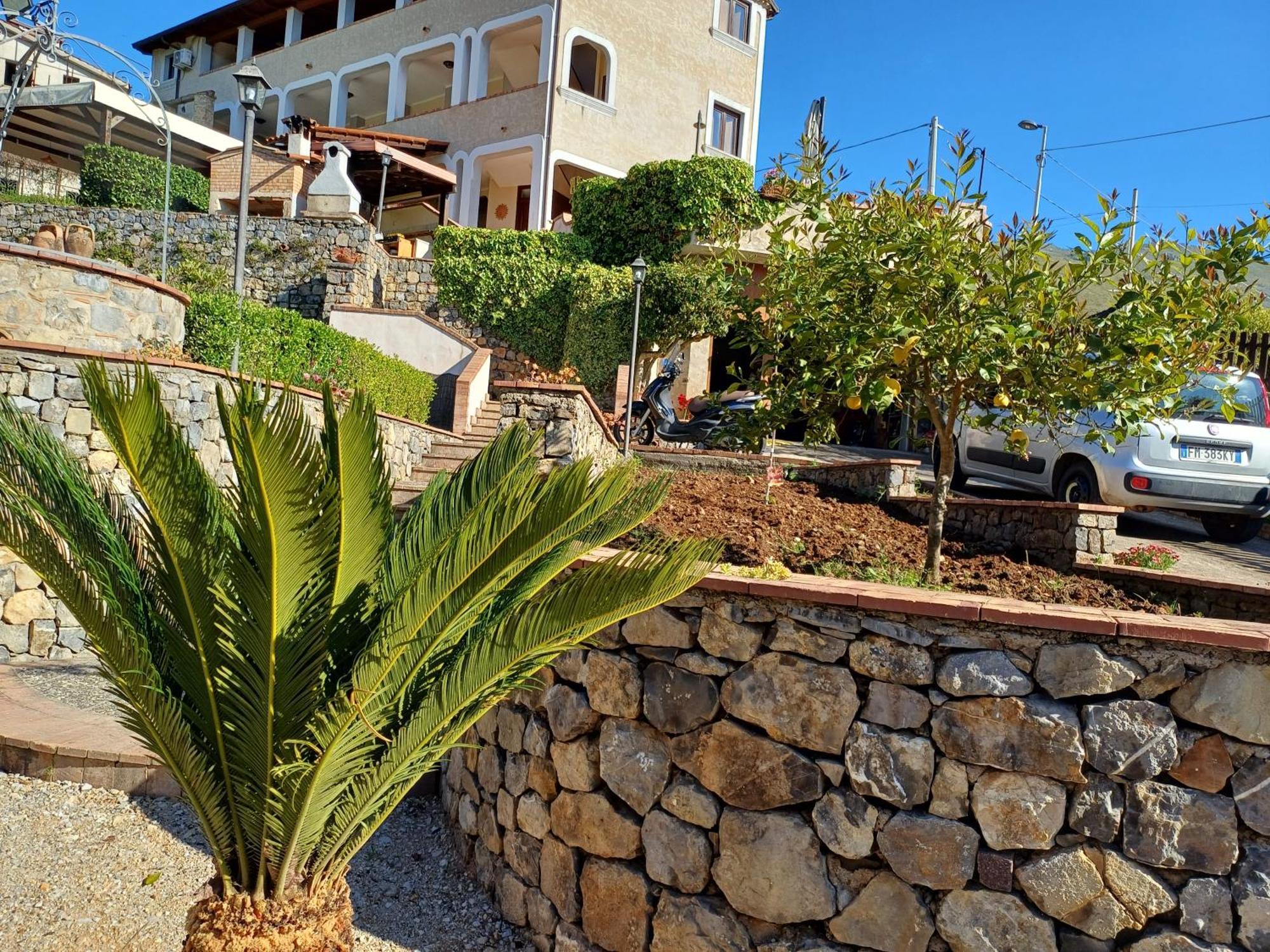 Country House B&B Antica Dimora Del Sole Camerota Eksteriør billede